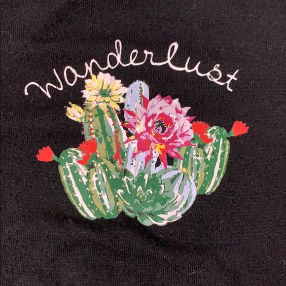 Simple black tee - Picture 3 of 3